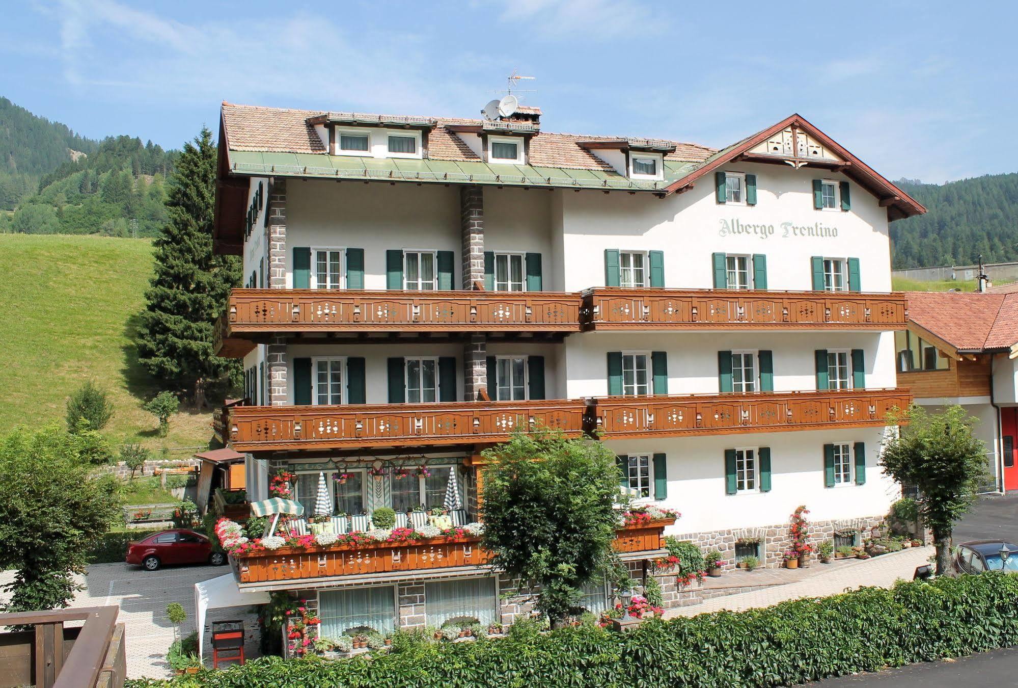 Albergo Trentino Моена Екстер'єр фото