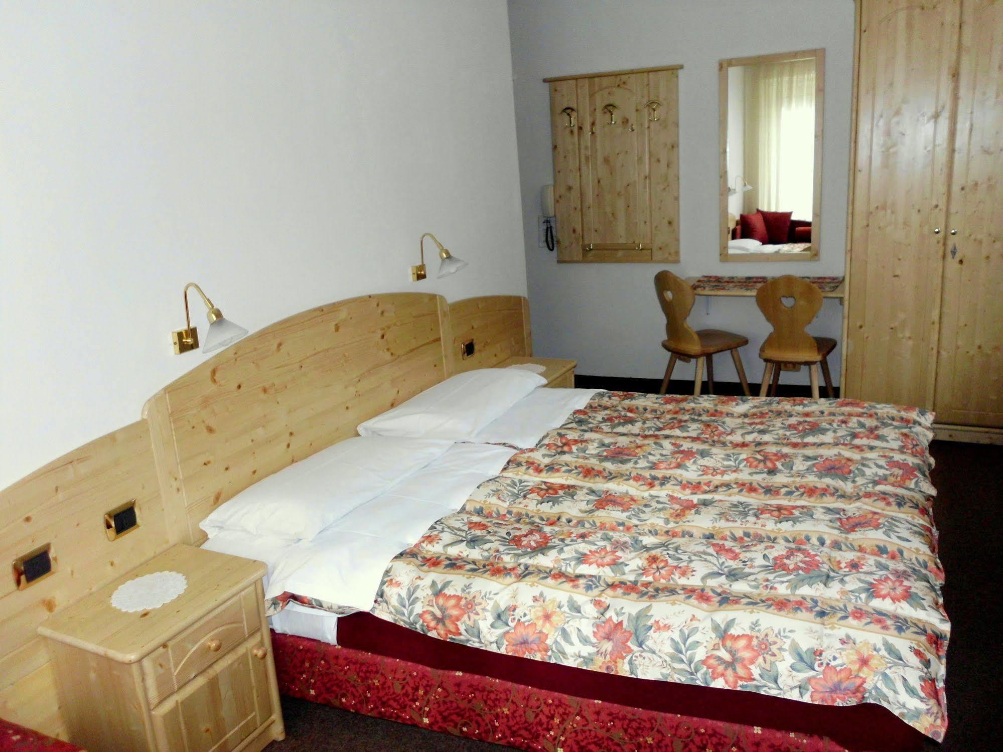 Albergo Trentino Моена Екстер'єр фото
